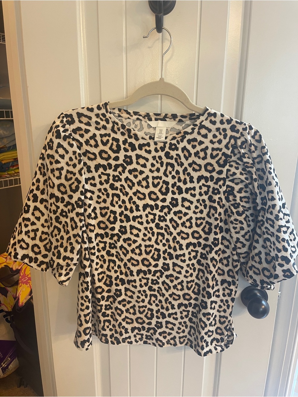 Leopard Print Puff Sleeve Top - Black & Cream